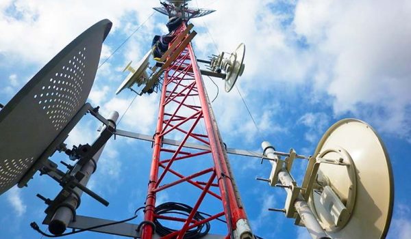 Dictadura va tras el mercado de la telefonía móvil con dinero de China y la infraestructura que ya existe
