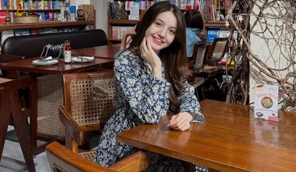 Un seguidor asesina a balazos a la influencer Sana Yousaf