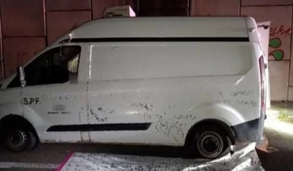camioneta cuerpos decapitados