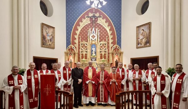 Monseñor Carlos Enrique Herrera de visita en Honduras