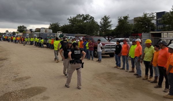 Redada en sitios de construcción en Florida deja más de 100 migrantes detenidos, incluidos nicaragüenses