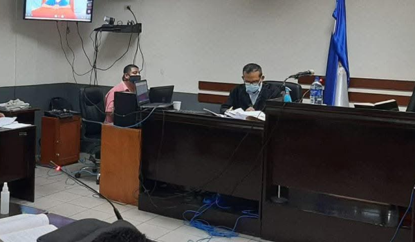 Muere juez sandinista que condenó a varios presos políticos
