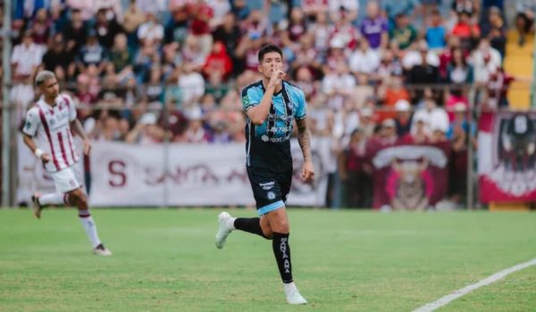 Propuesta económica del Real Estelí sedujo al goleador del futbol tico pretendido por el Saprissa