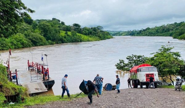 Lluvias causan daños en viviendas, caída de árboles y crecida de ríos en el Caribe