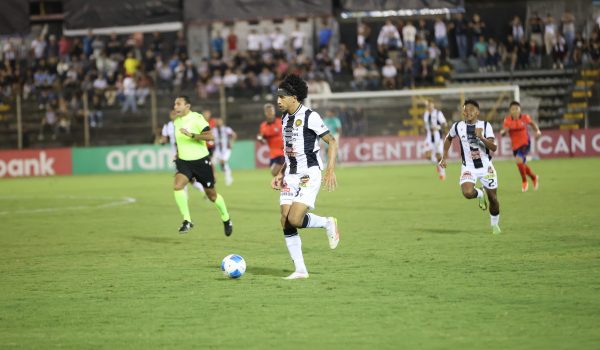 Un penalti arrebata la victoria al Diriangén en la Copa Centroamericana 