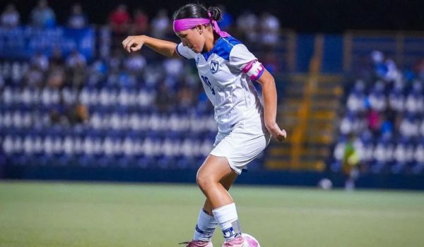 La jugadora esteliana de 18 años que cumple su sueño de jugar en Europa