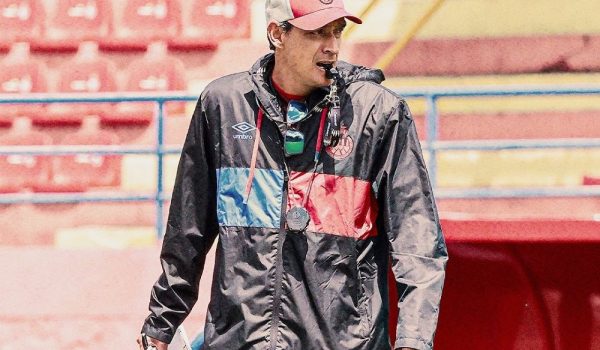 Mario Acevedo confiesa el significado de protagonizar el primer duelo entre un técnico y equipo nicaragüense en la Concacaf