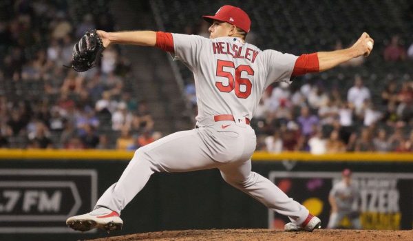Feroces rivales del Este de la Liga Nacional arman poderosos bullpens para cierre de temporada