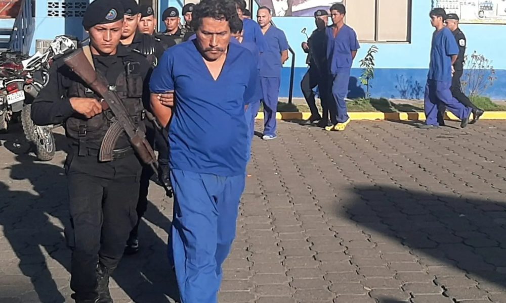 Víctor Durán acusado por parricidio, de 50 años tiene 18 meses esperando juicio. LA PRENSARedes sociales. sociales. 