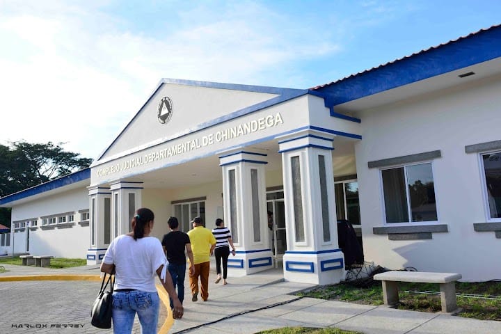 En el Juzgado Distrito Penal Especialziado en Violencia, de Chinandega, la Fiscalía presentpo la acusación contra el sujeto indentificado