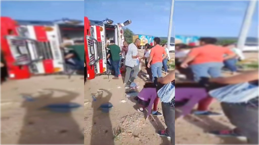 Al menos 15 pasajeros de este autobús que cubre la tuta Managua - Matagalpa resultaron lesionados al volcarse la unidad de transporte colewctivo en la carretera a Ciudad Darío. LA PRENSA/ Canal VOS Tv.