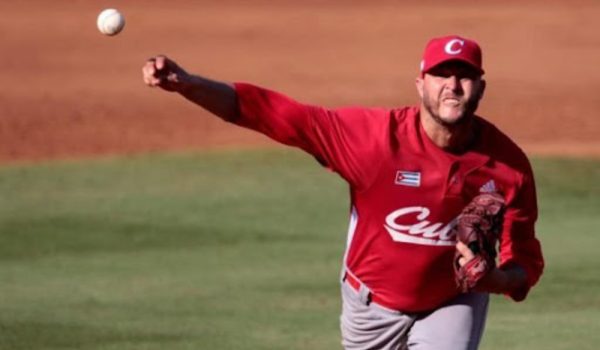 Los Tigres de Chinandega contratan al otrora “as” del beisbol cubano para la Liga Profesional
