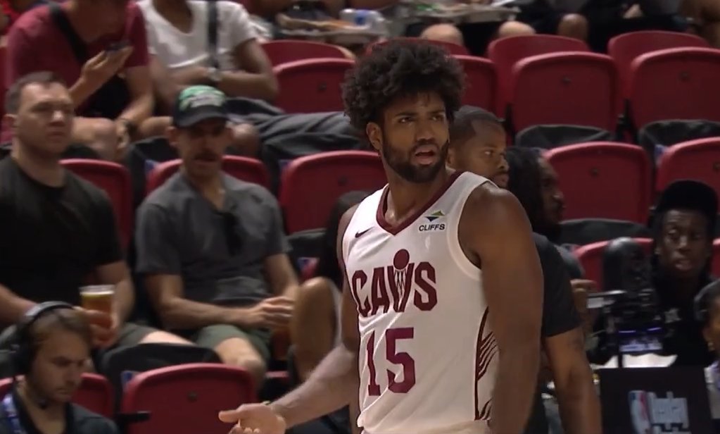 Norchad Omier jugó con los Cavaliers de Cleveland la Liga de Verano de la NBA