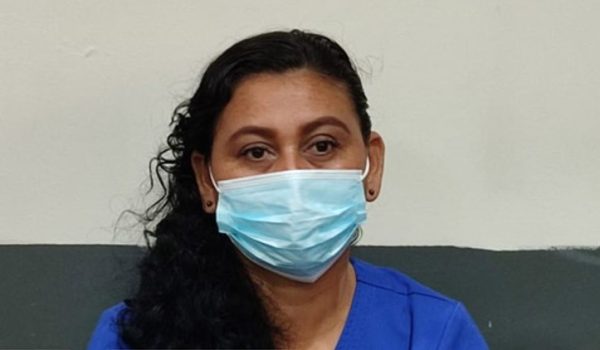 Fiscalía pide 7 años de prisión para mujer que le amputó el dedo meñique de la mano izquierda a su vecina