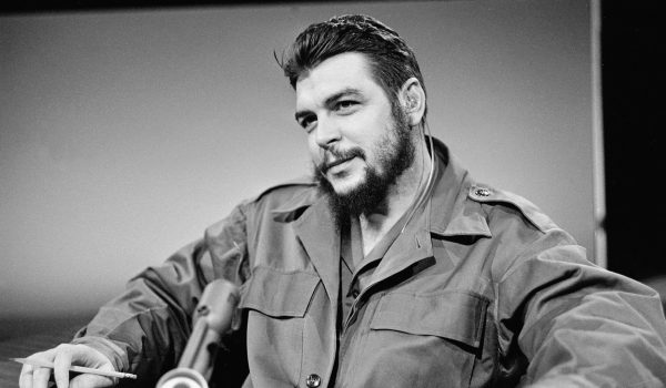 Che Guevara: diez datos que desmontan el mito de “San Ernesto”