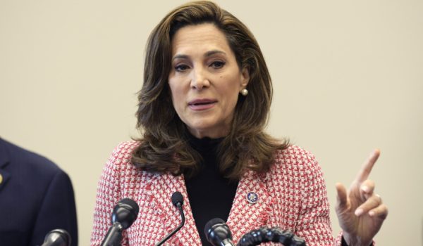 congresista republicana por Florida, María Elvira Salazar