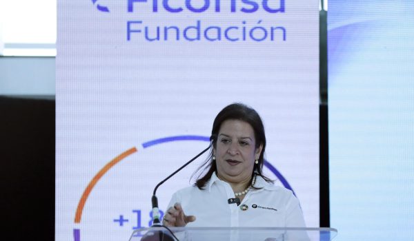 Fortalecer educación financiera y ampliar acceso a servicios, retos clave en Centroamérica