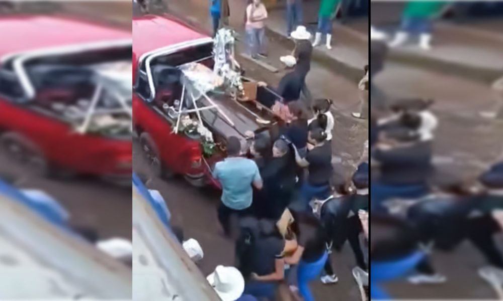 Ciento de personas le dieron el último adiós a la joven Celsa Jasneri García. LA PRENSA/Deportes El Rama/Captura de Captura video.