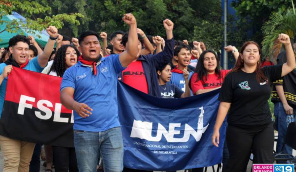 Más de 15 mil jóvenes se graduarán este año de las universidades públicas. ¿Qué pasará cuando se enfrenten al mercado laboral?