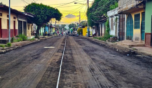 Dictadura reemplaza adoquines por concreto hidráulico en Monimbó. Pobladores creen que es para evitar otro levantamiento