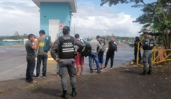 Cerca de 20 nicaragüenses fueron deportados de Costa Rica