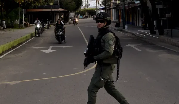 El opositor Julio César Triana sufrió un atentado a tiros en Colombia