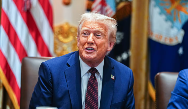 Donald Trump. EFE/EPA/AARON SCHWARTZ / POOL Foto: EFE