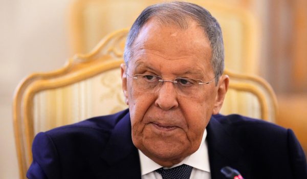 Lavrov rechaza las prisas de Zelenski para una cumbre bilateral con Putin en Europa