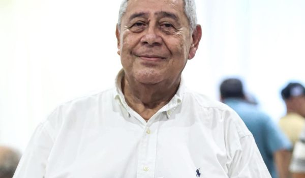 Fallece Manuel Esquivel, uno de los pioneros del futbol femenino en Nicaragua