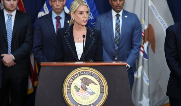 Departamento de Justicia de EE.UU. investiga posibles «puentes aéreos» para trasegar droga desde América Latina