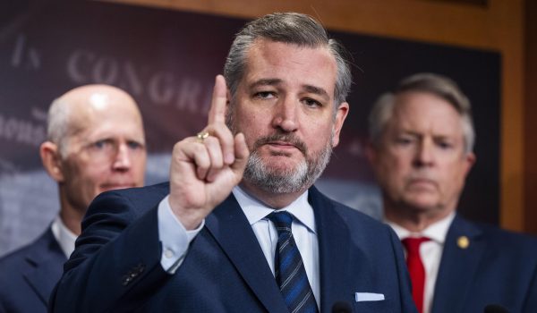 Senador Ted Cruz: EE.UU. no debería permitir que China utilice como arma el Canal de Panamá