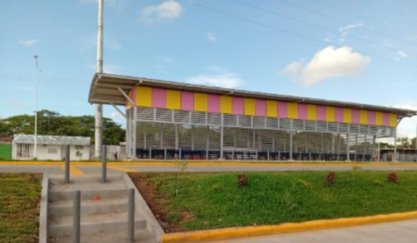 Finalizan el Tramo I de la pista en construcción