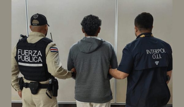 Estados Unidos deporta a Costa Rica a nicaragüense buscado por crímenes sexuales