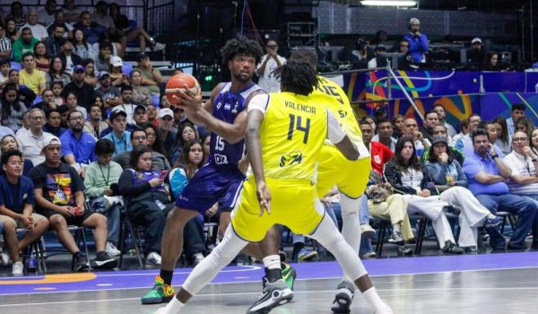 El show de Norchad Omier no basta y Nicaragua sufre dolorosa derrota ante Colombia
