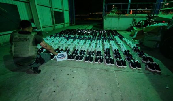 Costa Rica decomisa más de 250 pares de zapatos en la frontera de Peñas Blancas