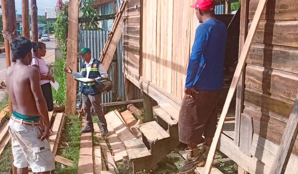 Familia de Puerto Cabezas tiene 72 horas para desmantelar vivienda de madera que alzó en área verde