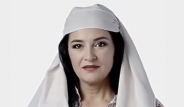 Ministra albanesa IA