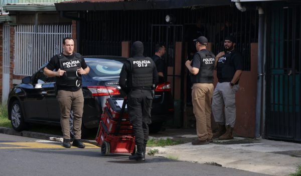 Justicia de Costa Rica ordena seis meses de prisión preventiva para tres de los cuatro sospechosos del asesinato de Roberto Samcam