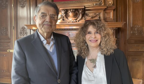 Fotografía de archivo de los escritores despojados de la nacionalidad nicaragüense Gioconda Belli y Sergio Ramírez/Foto: EFE/Macarena Soto