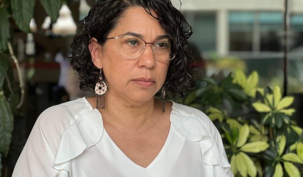 Claudia Vargas, viuda de Roberto Samcam, asesinado en Costa Rica. LA PRENSA / DONALDO HERNÁNDEZ