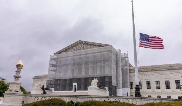 Supremo avala redadas de ICE en California y desata alerta por “perfilamiento racial”