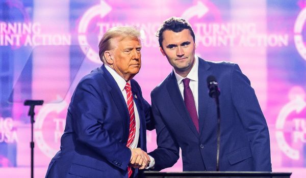 Donald Trump con Charlie Kirk