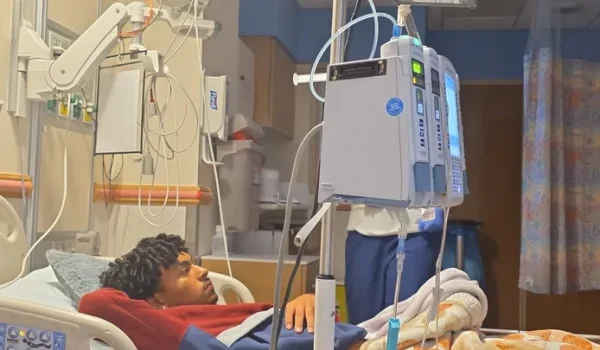 Eduardo, el joven que sueña con ser contador mientras lucha contra la leucemia en EE. UU.