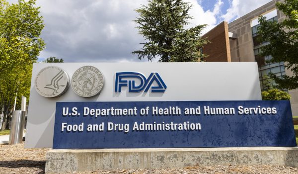 Administración Trump aprueba un medicamento como tratamiento para niños autistas