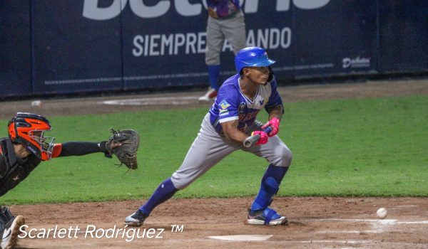 Los Toros se llevan triunfo en medio de polémica y están a un paso de la Final