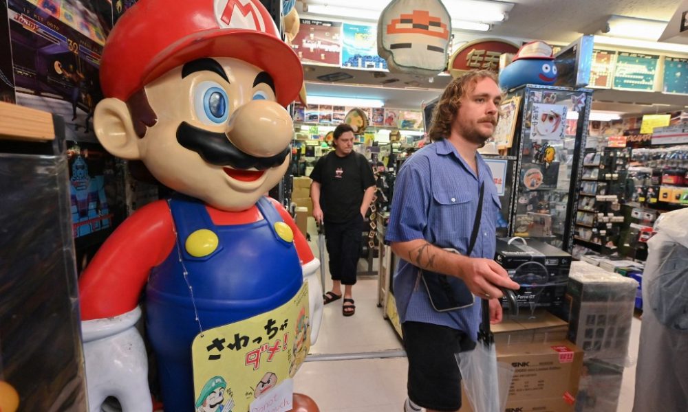 Super Mario Bros