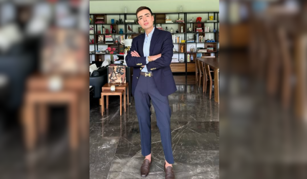 El estilista Miguel de la Mora, asesinado este martes 30 de septiembre en las afueras de su estética en México. Foto: Instagram/Micky Hair