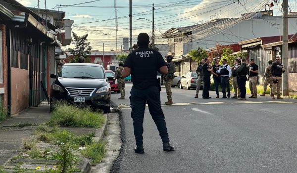 Detienen a cuatro personas involucradas en el crimen de Roberto Samcam