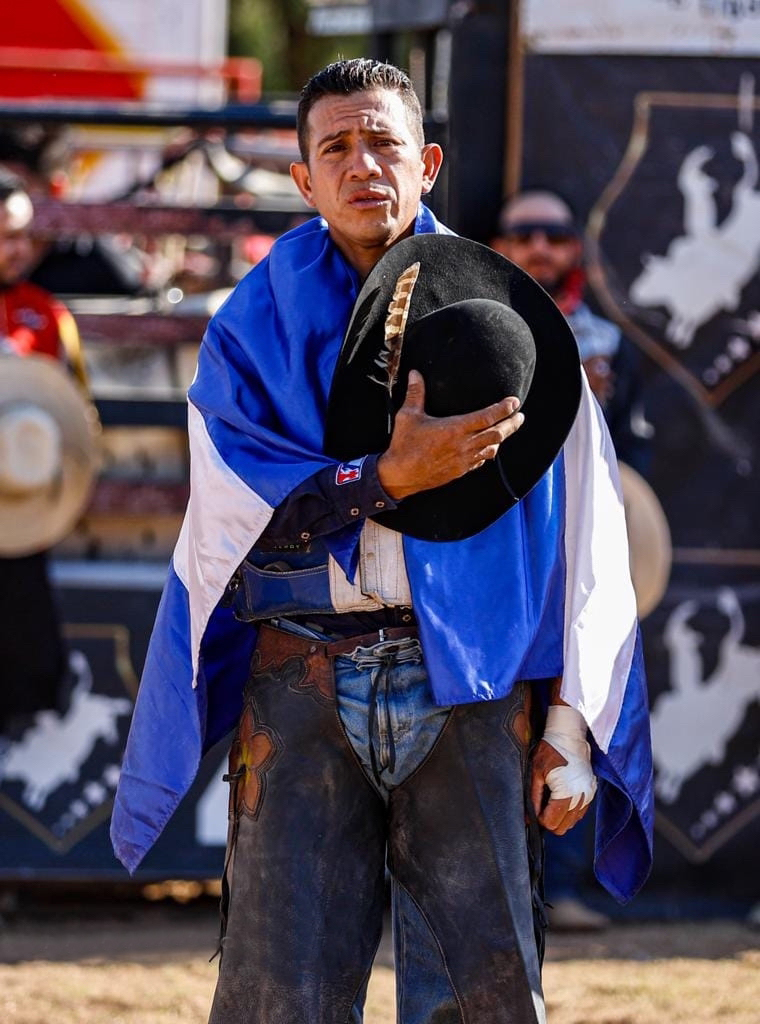Osman Álvarez, vaquero de rodeo de Nicaragua. 