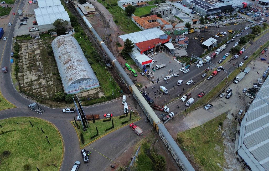 Vista aérea del accidente de tren en México 